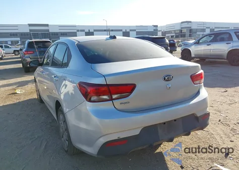 2020 Kia Rio Lx z USA, uszkodzony, nr VIN 3KPA24AD8LE288112